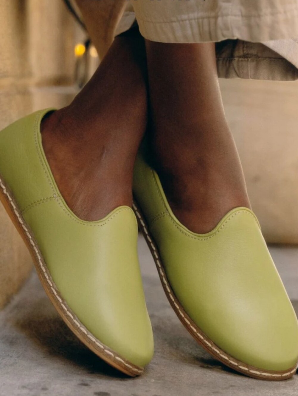 Charix Pistachio Slip On Artisan Shoe Comfort Shoe Womens Size 39EU 8.75 US